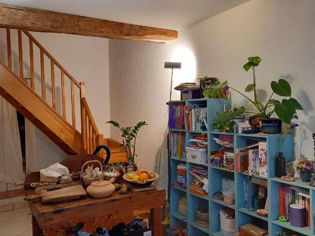 LAUTREC, spacieuse maison de village