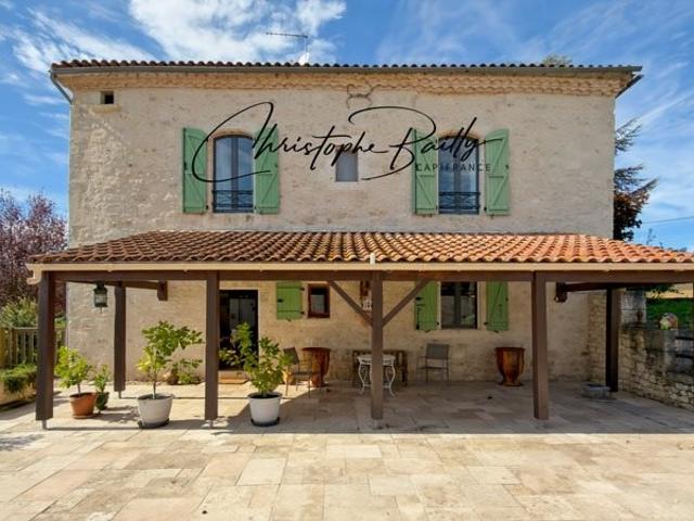 Lauzerte, propriété en pierre avec maison d’amis, piscine et. 310m² Lauzerte