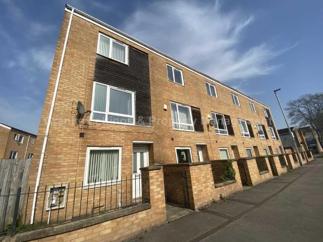 Lauderdale Crescent, Plymouth Grove. 4 bed townhouse to rent £1,795 pcm £414 pw