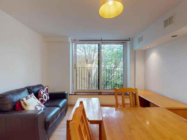 Laugan Walk, London SE17 1 bed flat to rent £1,900 pcm £438 pw