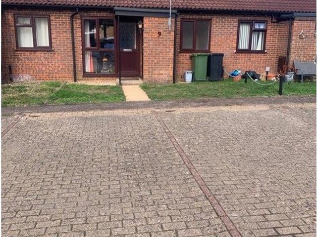 Launditch Crescent, Downham Market PE38, 1 bed bungalow to rent, £695 pcm | PrimeLocation