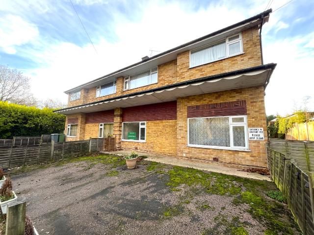 Laundry Lane, Thorpe St Andrew NR7, 3 bed flat to rent, £1,200 pcm | PrimeLocation