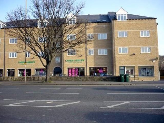 Laura Ashley House, Shipley BD18, 2 bed flat to rent, £725 pcm | PrimeLocation