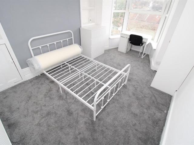 Laura Street, Treforest CF37, 5 bed terraced house to rent, £1,750 pcm | PrimeLocation