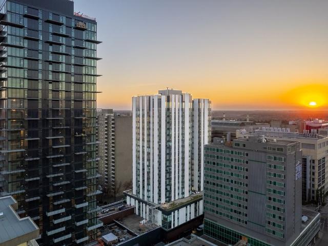 Laurent Student Housing 1 Bedroom Apartment for Rent at 8620 112 St Nw, Edmonton, AB T6G University of Alberta