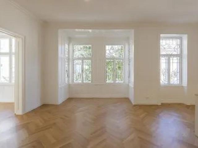 Laurentiusplatz Erstbezug nach Generalsanierung, zentraler 5 Zimmer Altbau