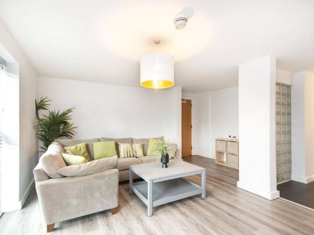 Laurence Pountney Lane, City Of London EC4R, 4 bed flat to rent, £5,700 pcm | PrimeLocation
