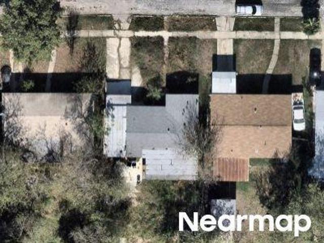 Laurelwood Dr