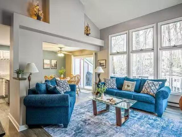 Laurelwood Drive