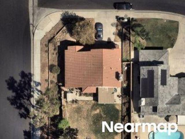 Laurelwood Pl