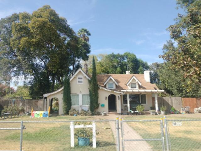 Laurel Ave