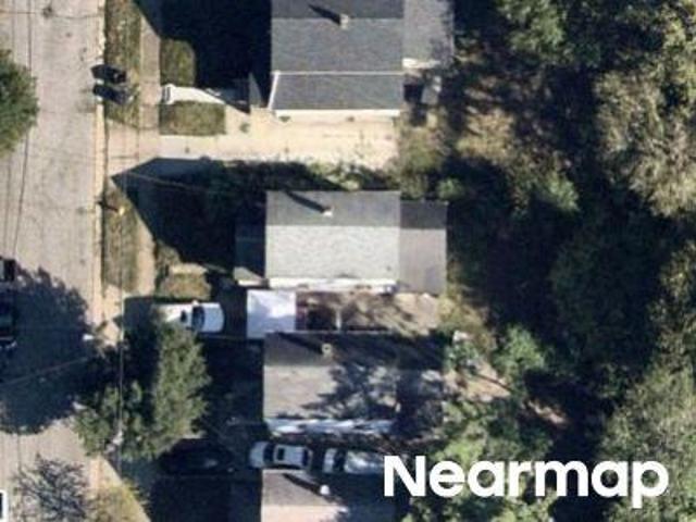Laurel Ave