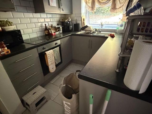 Laurel Drive, Loudwater HP11, 2 bed flat to rent, £1,200 pcm | PrimeLocation