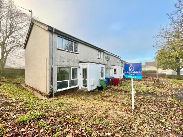 Laurel Square, Banknock, Falkirk FK4, 2 bed flat to rent, £800 pcm | PrimeLocation