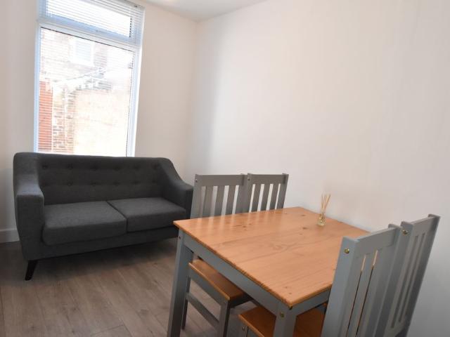 Laurel Street, Middlesbrough TS1, 3 bed terraced house to rent, £950 pcm | PrimeLocation