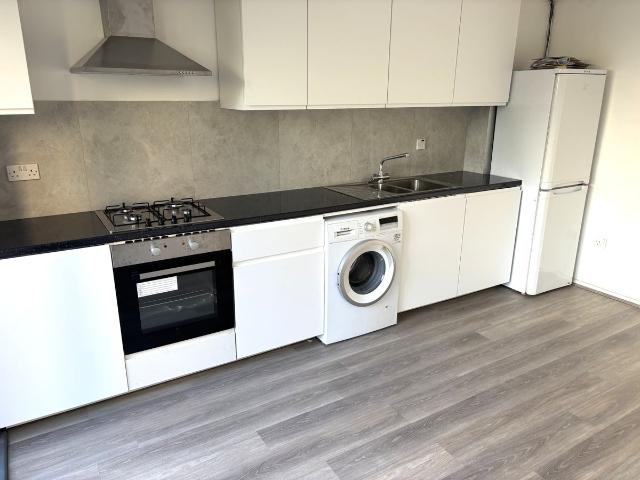Laurel Street, London E8, 3 bed terraced house to rent, £3,250 pcm | PrimeLocation