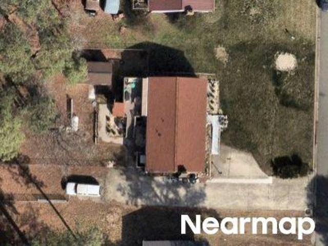 Laurel Pine Dr