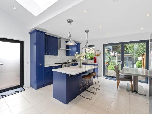 Laurel Road, West Wimbledon, London SW20, 3 bed property to rent, £4,000 pcm | PrimeLocation