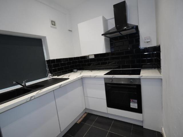 Laurel Road, Liverpool L7 2 bed duplex to rent £799 pcm £184 pw