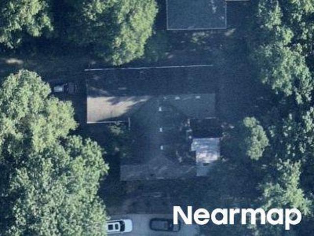 Laurel Wood Dr SW