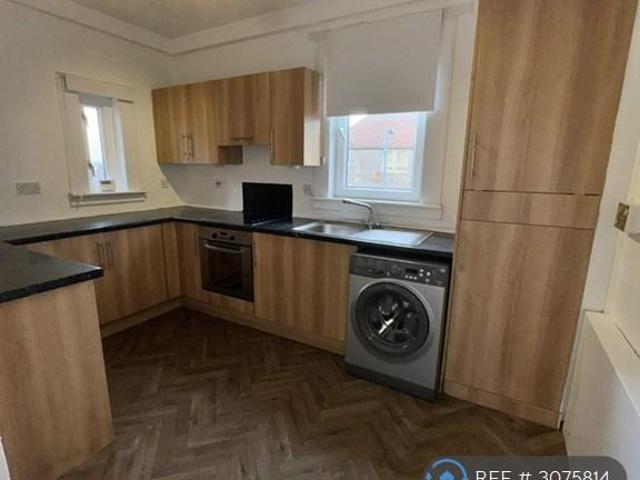 Laurelbank, Coatbridge, ML5 2 bed flat to rent £775 pcm £179 pw