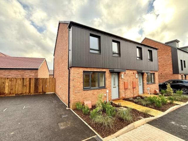 Laurie Close, Yate, Bristol BS37, 3 bed semi detached house to rent, £1,525 pcm | PrimeLocation