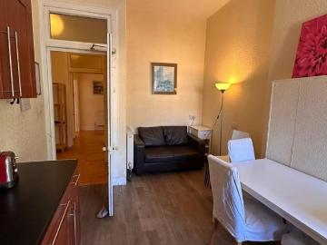 Lauriston Gardens, Edinburgh, EH3 4 bed flat to rent £2,910 pcm £672 pw