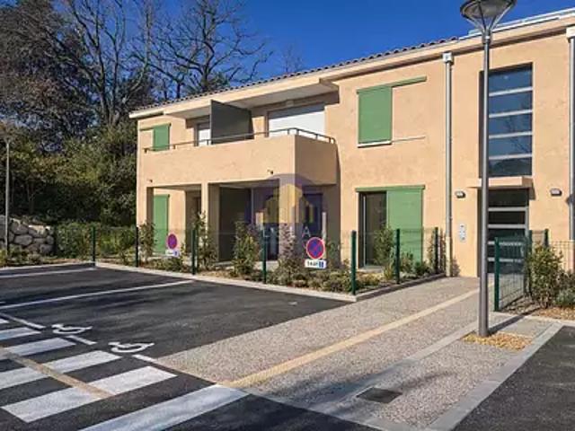 Lauris 84360 Location appartement 2 pièces t2