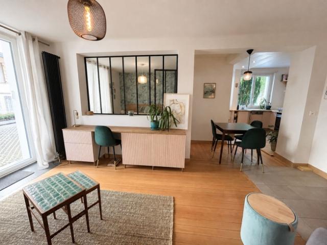 Lausanne 1006 – Helle, renovierte 2,5 Zimmer Wohnung, in der Nähe von Annehmlichkeiten und Verkehrsmitteln