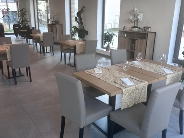 Lausanner Café Restaurant mit Terrasse