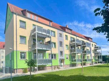 LAUSSIG OT PRESSEL * 4 ZIMMER WOHNUNG im ERDGESCHOSS mit TAGESLICHTBAD * SONNIGEM BALKON * kostenfreien PARKPLATZ