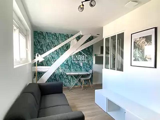 Laval 53000 Location appartement 1 pièce t1 au dernier étage