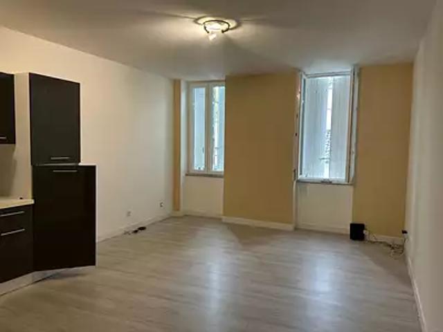 Lavardac 47230 Location appartement 2 pièces t2 au dernier étage