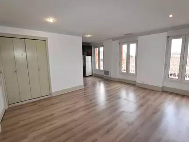 Lavaur 81500 Achat / Vente appartement 3 pièces t3 au dernier étage