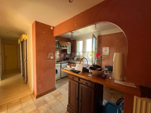 LAVAUR APPARTEMENT T3