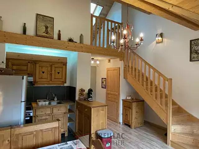 Laveissière 15300 Achat / Vente appartement 2 pièces t2 au dernier étage