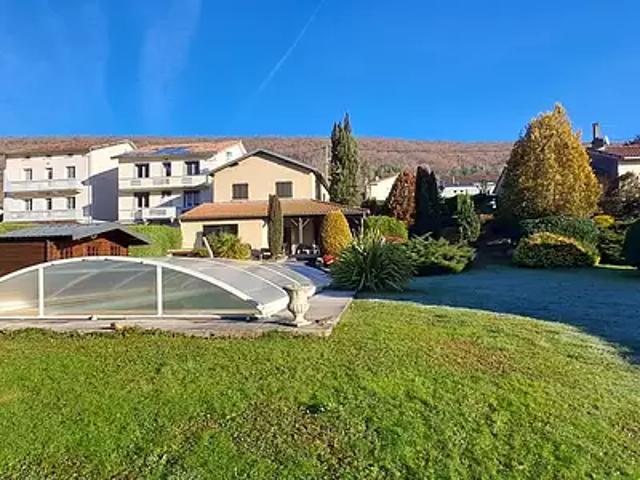 Lavelanet 09300 Achat / Vente maison 6 pièces t6 piscine terrasse