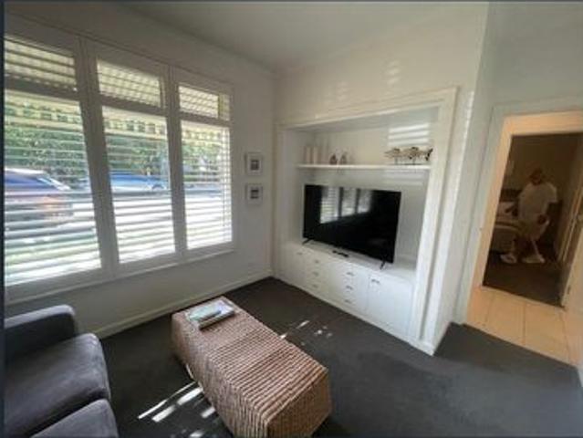 Lavender Fully Furnished in Great location