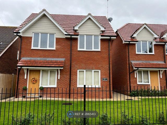 Lavender Grove, Westcliff On Sea SS0, 2 bed flat to rent, £1,400 pcm | PrimeLocation