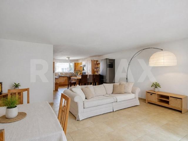 LAVIGNY TRIPLEX VON 141 M² MIT HAUSGEIST