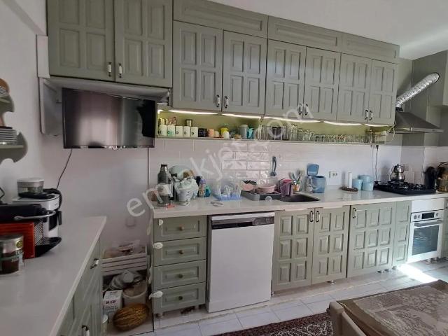 Lavinia 'dan Pazaryerinde Kapalı Mutfak 2+1 Satılık Arakat Daire