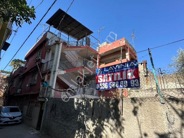 Laviniadan Dumlupınarda 3 Katlı 240 M2 Cazip Satılık Müstakil Ev