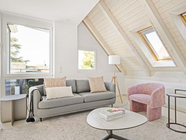 Lavish 3 Bedroom Apartment with Lake Views in Fluntern, Zurich, Zurich Amsterdam Apartments for Rent