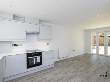 Lawton Green, Loughton IG10, 2 bed flat to rent, £2,100 pcm | PrimeLocation