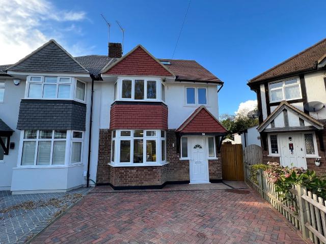 Lawn Close, Ruislip HA4, 4 bed semi detached house to rent, £2,950 pcm | PrimeLocation
