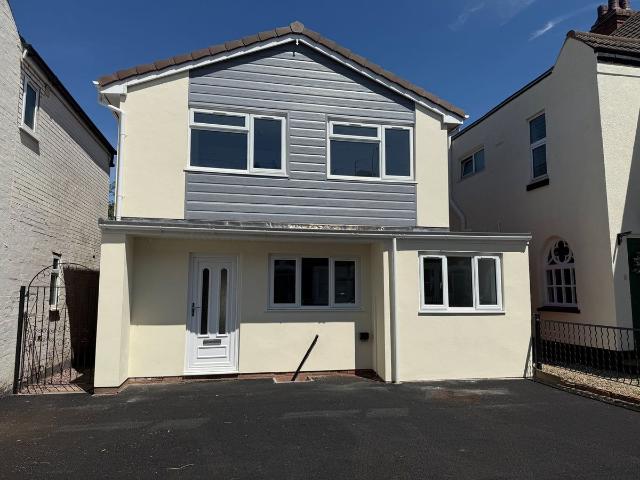 Lawn Street, 'old Quarter', Stourbridge DY8, 4 bed detached house to rent, £1,750 pcm | PrimeLocation
