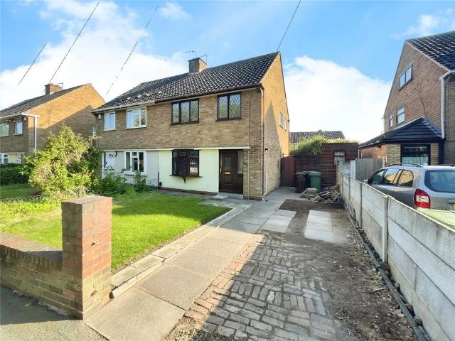 Lawnswood Avenue, Wolverhampton WV4 3 bed semi detached house to rent £1,200 pcm £277 pw