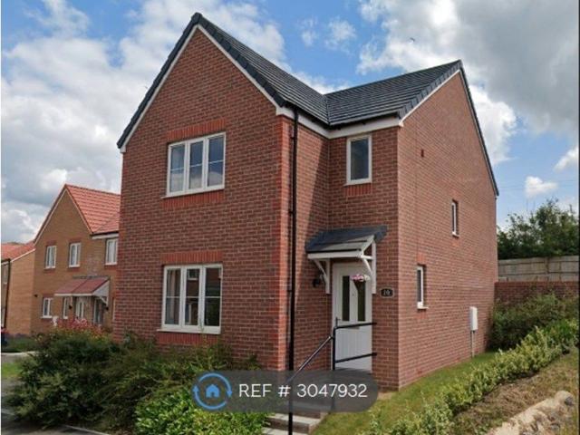 Lawrence Drive, Calne SN11, 3 bed detached house to rent, £1,500 pcm | PrimeLocation