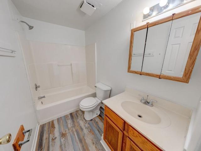 Lawrence Glen Apartments 2 Bedroom Apartment for Rent at 8633 E 46th St, Indianapolis, IN 46226