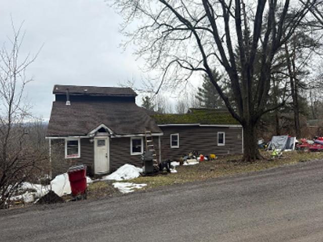 Lawrence Hill Rd